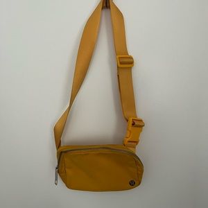 Lululemon fannypack - orange - shows wear on inside and light stain/scuff